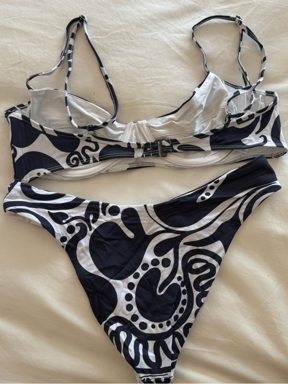 Mara Hoffman Lua Printed Navy & White Underwire Bikini Set - Picture 4 of 6